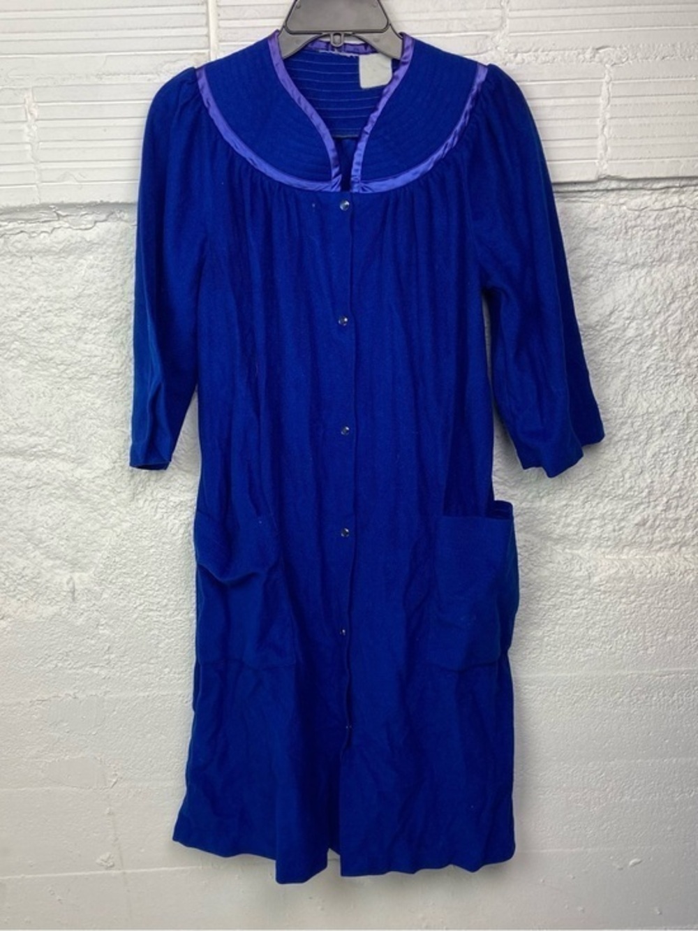 Unbranded cobalt blue vintage fleece house coat/pajamas size small